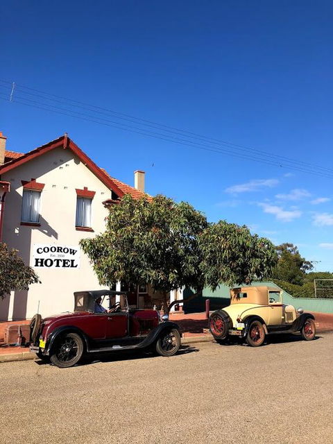 The Coorow Hotel - Caravan Park Accommodation 2