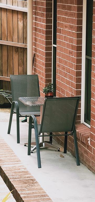 The Flat At Elanora Heights - Accommodation WA 3