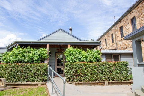 The Globe Hotel, Rylstone - Victoria Tourism 1
