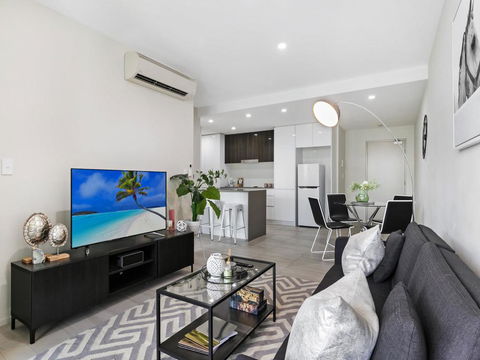 THE HAMILTON (I715)-L'Abode Accommodation - Accommodation Australia 0