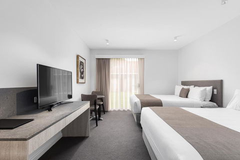 The Henty - Holiday Melbourne 2