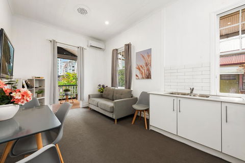 The Hub - Brisbane - Accommodation Australia 0