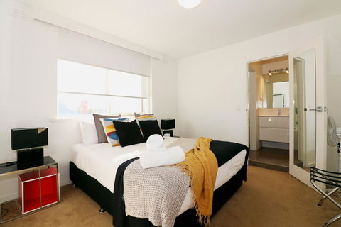The Ivy - Long Stay Rates, Parking, Balcony - Casino Accommodation 1