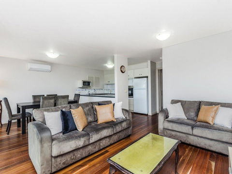 The Moorings - Holiday Melbourne 0