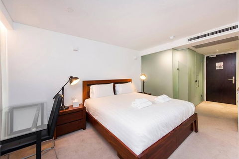 The Nest - Convenient & Comfy Space With Fantastic Rooftop - Caravan Park Accommodation 1