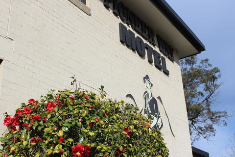 The Pioneer Way Motel - Whitsundays Tourism 0