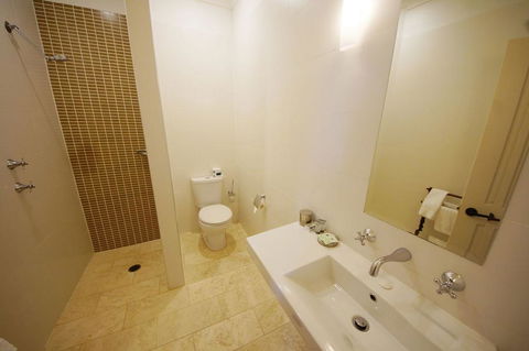 The Playhouse Hotel - Tourism Listing 1