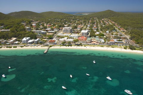 The Shoal One Block From The Beach - Accommodation Australia 2