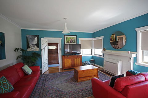 The Tickled Trout - Accommodation Australia 0