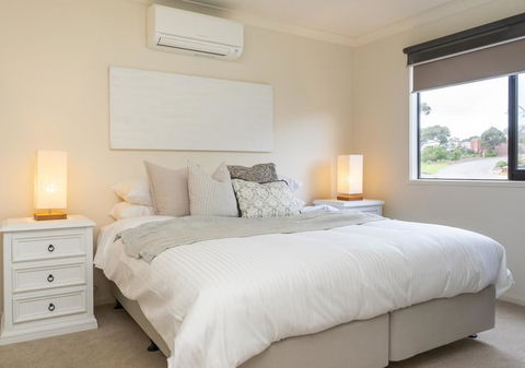 The Turnberry - Holiday Melbourne 2