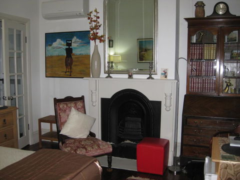 Three Chimneys Bed And Breakfast Boutique Guest House - Holiday Melbourne 2