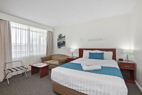 Thunderbird Motel Yass - Byron Bay Accommodation 0