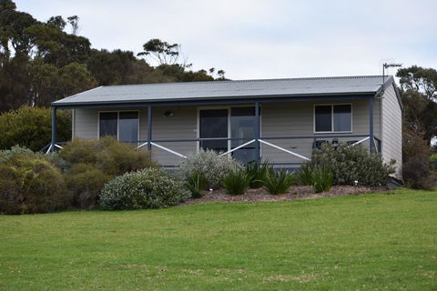 Tidal Dreaming Seaview Cottages - Holiday Melbourne 0