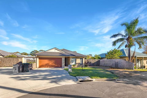 Toonalook Retreat - Pet Friendly And Close To Town - Holiday Melbourne 0