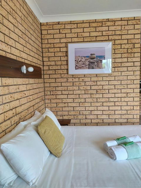 Toukley Motel - Holiday Sydney 0