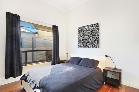 Townhouse 3 - Holiday Melbourne 3