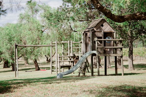 Tranquil Vale Vineyard - Holiday Sydney 1