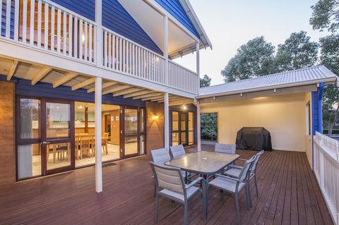 Ultramarine - Accommodation Australia 2