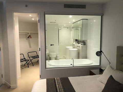Upmarket Resort At Oracle Broadbeach URGC - Caravan Park Accommodation 2