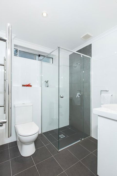Vibrant Oversized Studio In Leafy Balgowlah - Holiday Sydney 3