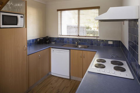 Villa 5 Whitesands - Holiday Melbourne 2