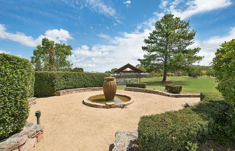 Vineyard Cottages - Accommodation Australia 1