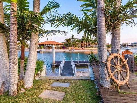 Vista Del Mare - 81 Witonga Drive Yamba Family Home On Water. - Tourism Listing 0