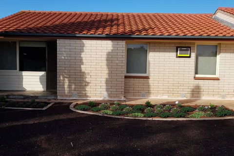 Warmont Apartments Self Contained Home - Accommodation Australia 1