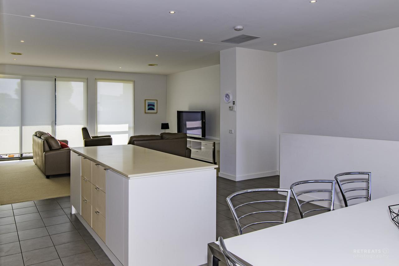 Torquay Golf Retreats - Pool, Beach, Tennis, Golf - thumb 3