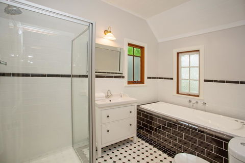 Oak Tree Lodge - Casino Accommodation 37