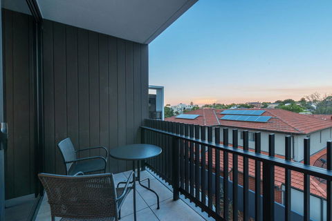 Astrina 2 Bed 2 Bath Apartment - Holiday Melbourne 11