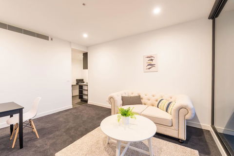 Astrina 2 Bed 2 Bath Apartment - Holiday Melbourne 1