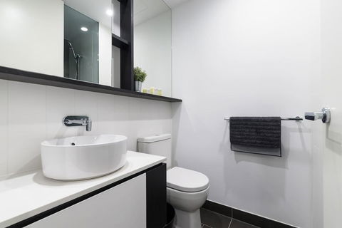 Astrina 2 Bed 2 Bath Apartment - Holiday Melbourne 9