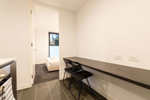 Astrina 2 Bed 2 Bath Apartment - Holiday Melbourne 8