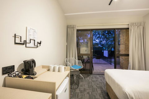 Nightcap At Kawana Waters Hotel - Carnarvon Accommodation 13
