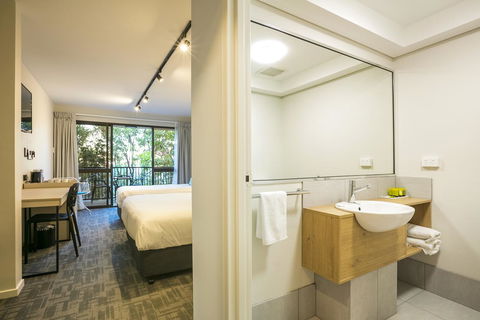 Nightcap At Kawana Waters Hotel - Carnarvon Accommodation 31