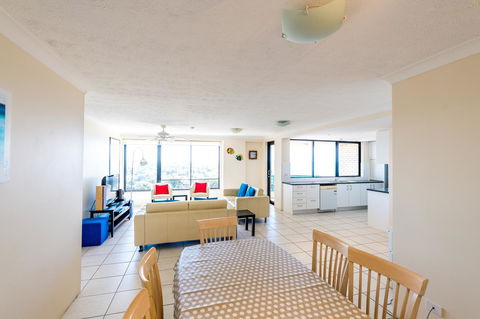 Burgess @ Kings Beach Apartments - Casino Accommodation 7