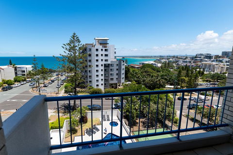 Burgess @ Kings Beach Apartments - Casino Accommodation 24