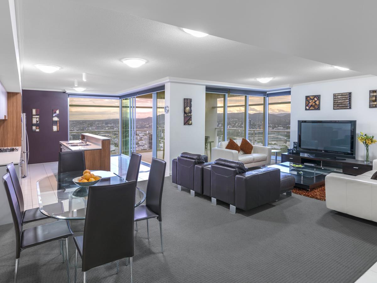 Oaks Brisbane Casino Tower Suites - thumb 12