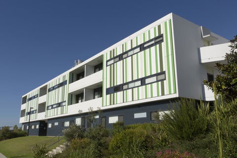 Western Sydney University Village - Campbelltown - Holiday Melbourne 3