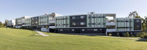 Western Sydney University Village - Campbelltown - Holiday Melbourne 1
