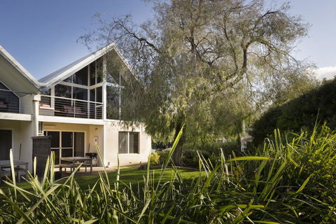 Whitesands - Accommodation Australia 0