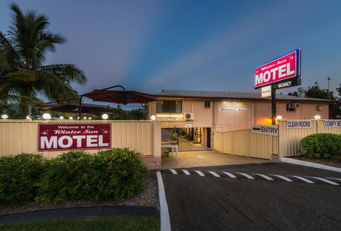 Winter Sun Motel - Accommodation Airlie Beach 0