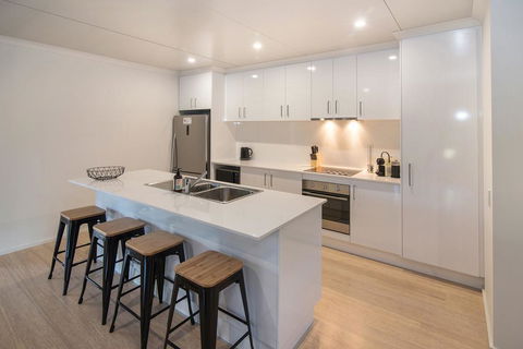 Wirraway Luxury Chalet - Accommodation Australia 1