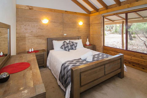 Woodstone Grass Tree Cottage - Accommodation Australia 2