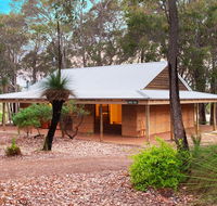 Woodstone Grass Tree Cottage - Accommodation Australia