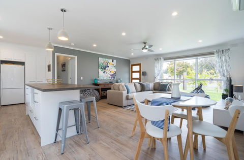 Xanadu Shores - Caravan Park Accommodation 3