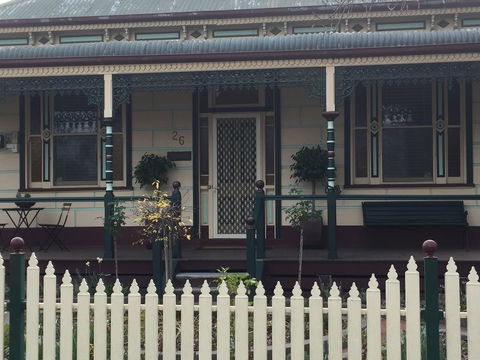 Yapera On Lucan - Holiday Sydney 1