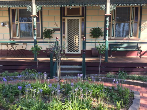 Yapera On Lucan - Holiday Sydney 0