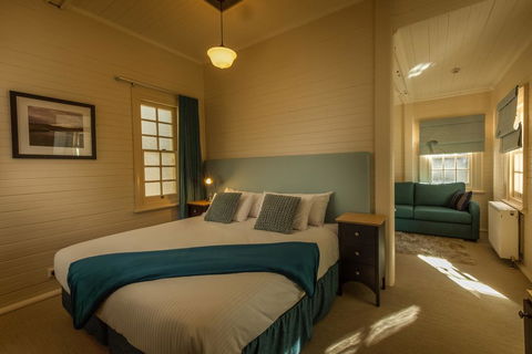 Yarrangobilly Caves House - Byron Bay Accommodation 2